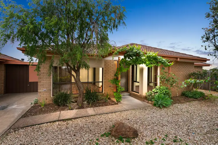 5/7 Coventry Place, Melton South VIC 3338