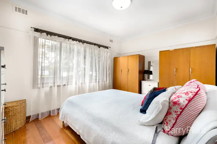 Fifth view of Homely house listing, 4 Susan Street, Mordialloc VIC 3195