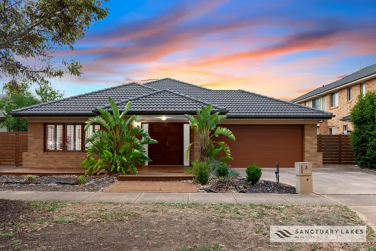 2 Crescendo Ridge, Sanctuary Lakes VIC 3030