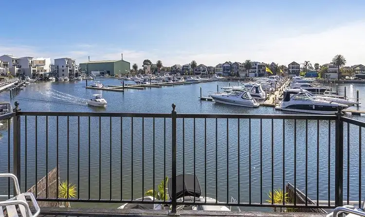 23 Scarborough Drive, Patterson Lakes VIC 3197