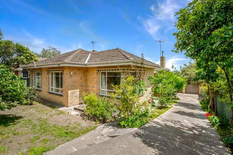 102 Ayr Street, Doncaster VIC 3108