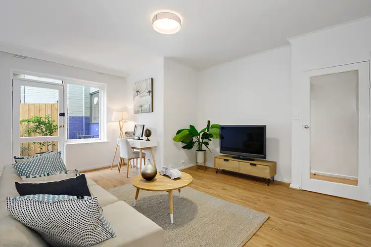 5/4 Watson Grove, Glen Huntly VIC 3163