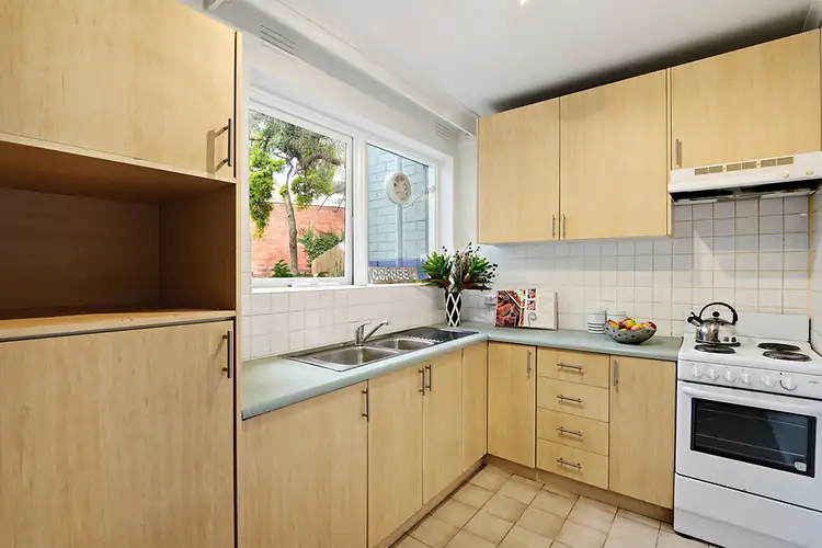 Fifth view of Homely apartment listing, 5/4 Watson Grove, Glen Huntly VIC 3163
