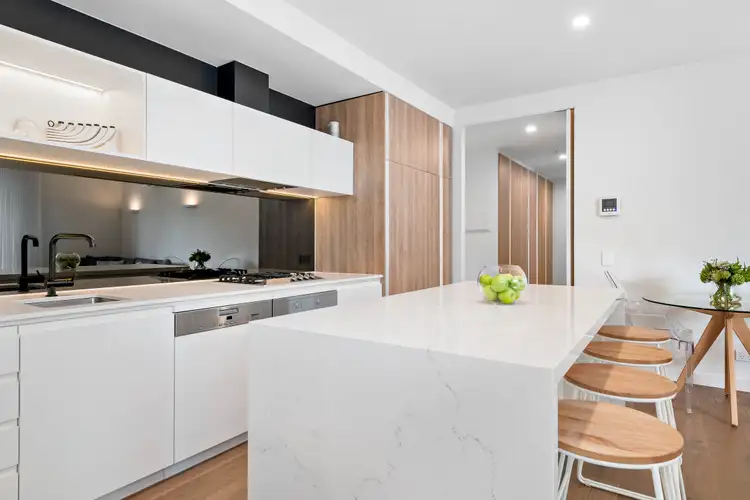 17/881 High Street, Armadale VIC 3143