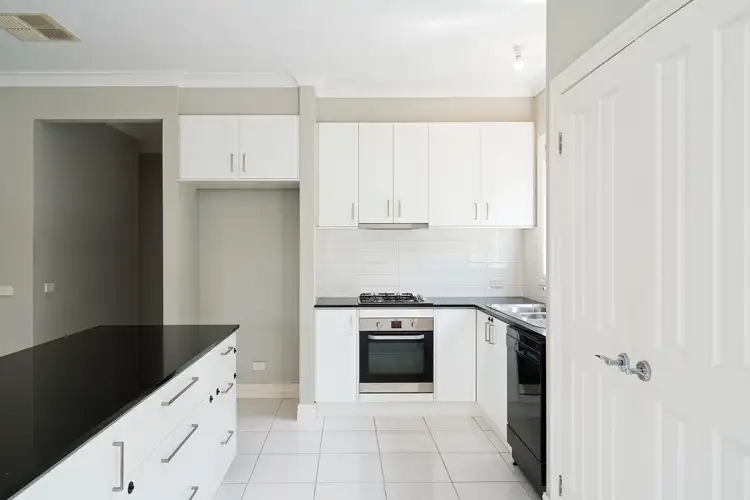 Second view of Homely house listing, 7 Castlemaine Walk, Eynesbury VIC 3338