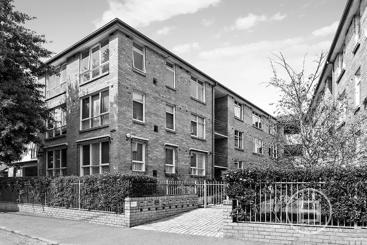 1/65 Park Street, St Kilda West VIC 3182