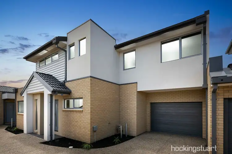 2/28 Stenhouse Avenue, Brooklyn VIC 3012