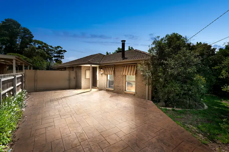 37 Lachlan Road, Melton South VIC 3338