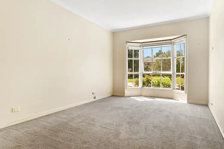 Fifth view of Homely unit listing, 2/20 Winbourne Road, Mount Waverley VIC 3149