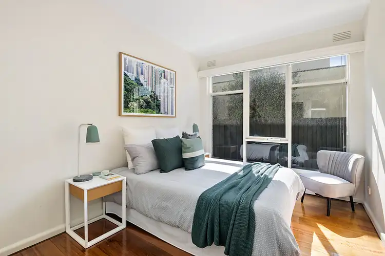 Sixth view of Homely apartment listing, 2/14 Briggs Street, Caulfield VIC 3162