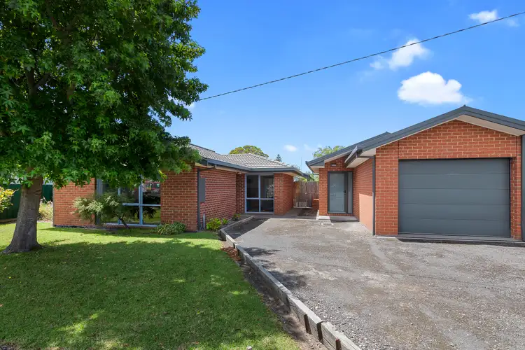 74 McLachlan Street, Apollo Bay VIC 3233