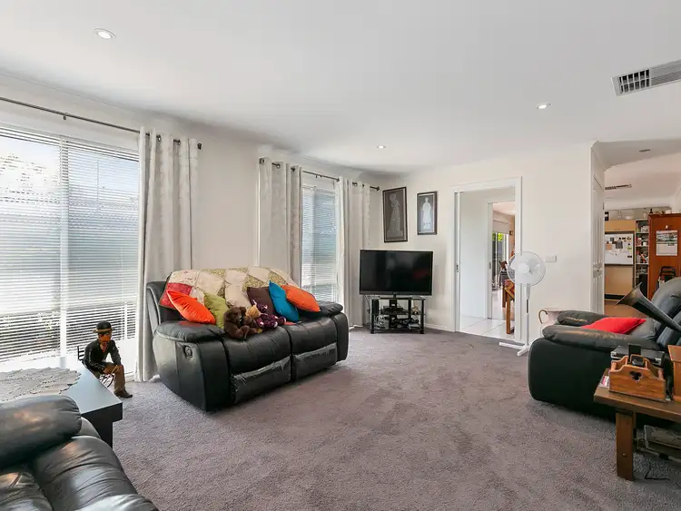 Fifth view of Homely house listing, 2/8 Hawthory Road, Kilsyth VIC 3137
