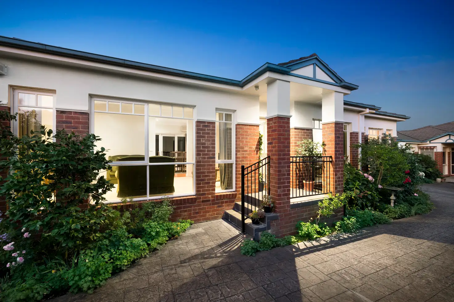 Main view of Homely unit listing, 2/21 Devon Drive, Doncaster East VIC 3109