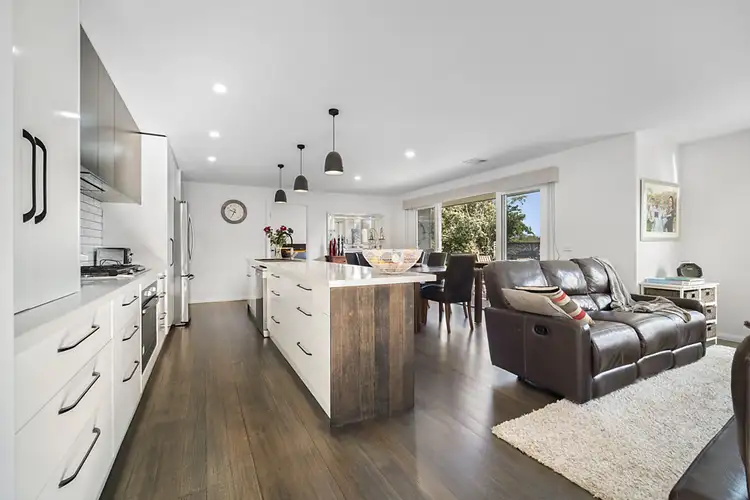 16 Smith Street, Daylesford VIC 3460