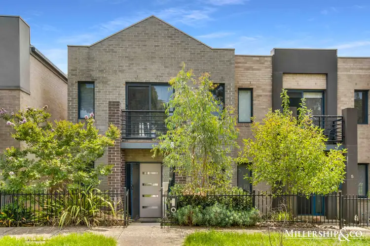 Main view of Homely townhouse listing, 3 Gellibrand Walk, Mernda VIC 3754