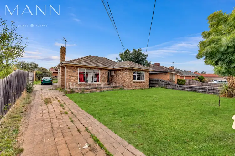 Second view of Homely house listing, 28 Newton Crescent, Lalor VIC 3075