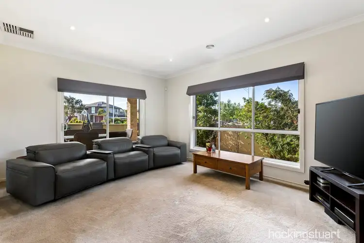 Sixth view of Homely house listing, 18 Sundowner Place, Sanctuary Lakes VIC 3030