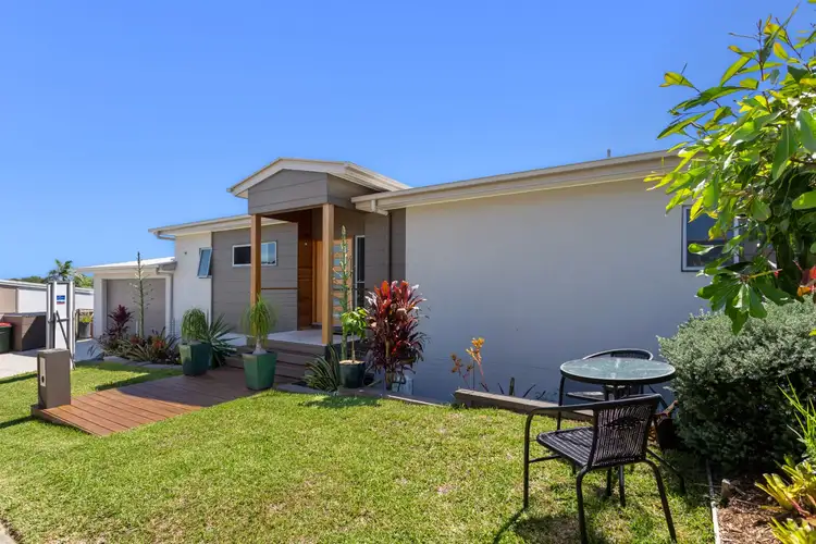 1B Jason Place, Little Mountain QLD 4551