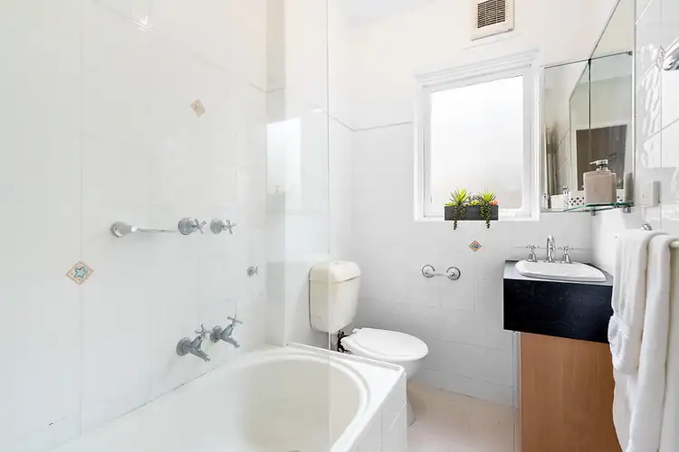 Fifth view of Homely apartment listing, 1/32 Crimea Street, St Kilda VIC 3182