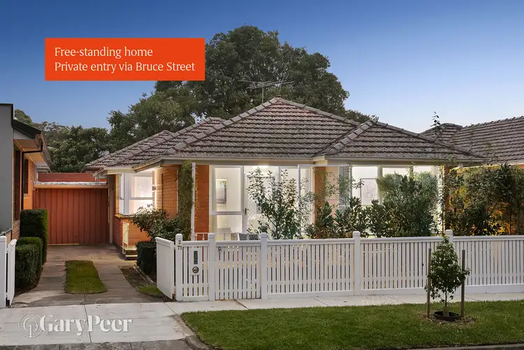 2/71 Hodder Street, Brighton East VIC 3187
