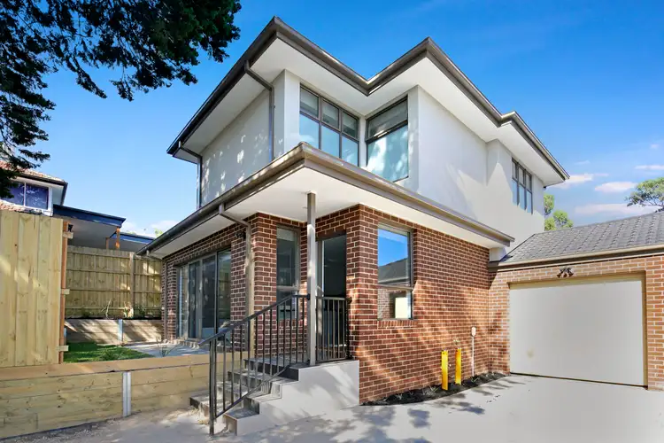 Main view of Homely townhouse listing, 2/172 Nepean Street, Greensborough VIC 3088