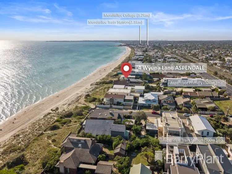 Second view of Homely house listing, 4 Wyuna Lane, Aspendale VIC 3195