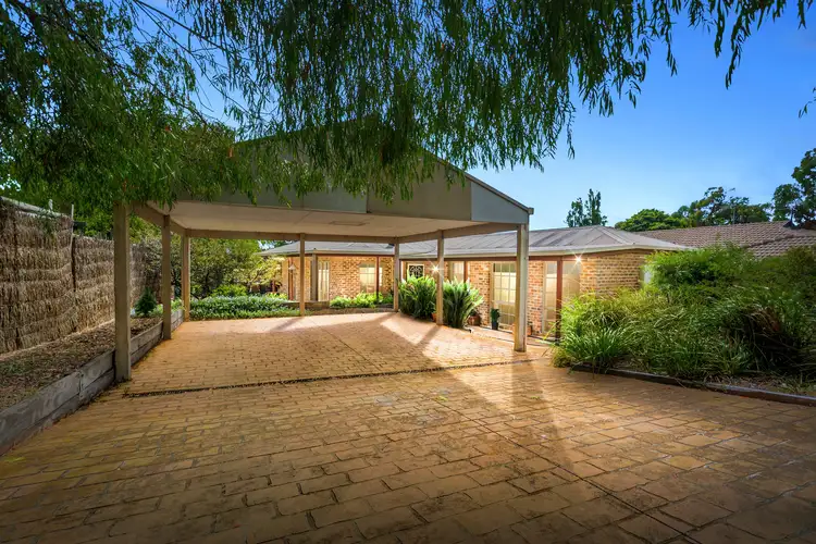 10 Dumossa Avenue, Rosebud VIC 3939