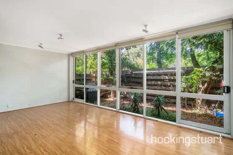 517 Royal Parade
