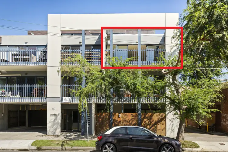 Main view of Homely apartment listing, 10/19 Selwyn Street, Elsternwick VIC 3185
