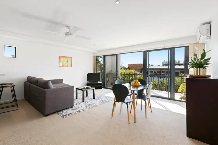 Second view of Homely apartment listing, 10/19 Selwyn Street, Elsternwick VIC 3185