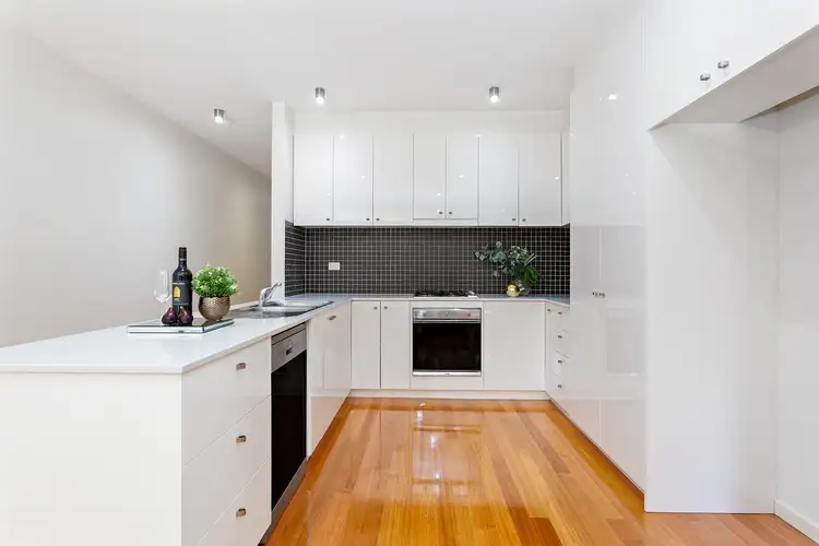Fifth view of Homely apartment listing, 2/9 Belmont Avenue, Glen Iris VIC 3146