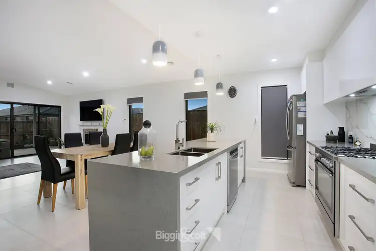 Sixth view of Homely house listing, 40 Aquatic Drive, Cranbourne West VIC 3977