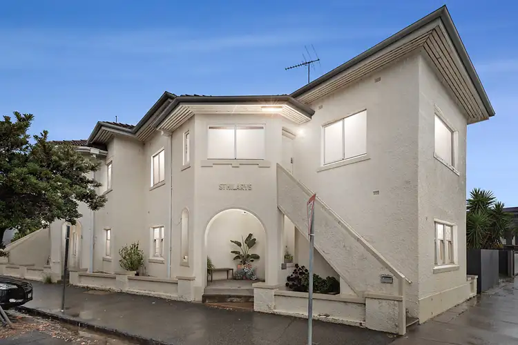 1/30 Marine Parade, St Kilda VIC 3182