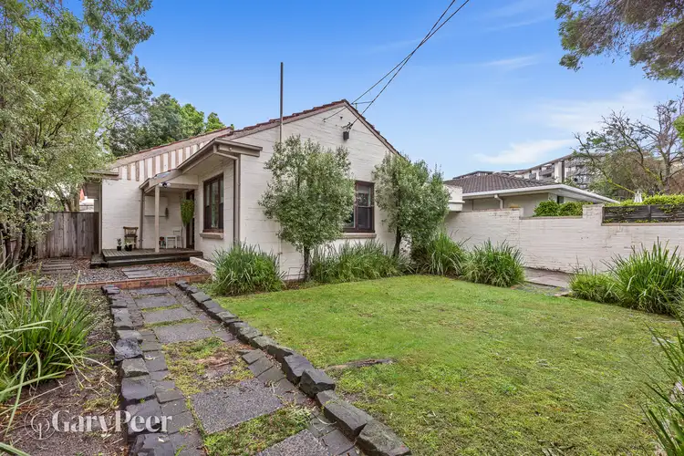 4 Bond Street, Caulfield North VIC 3161