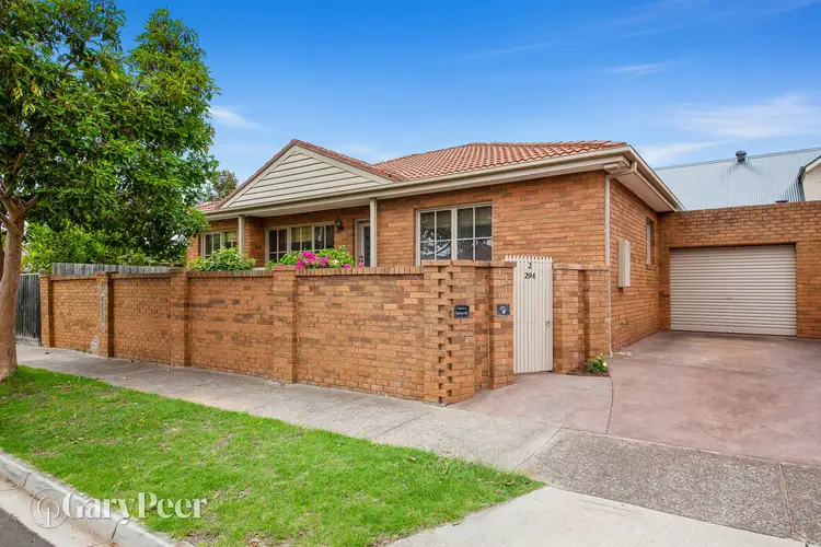 2/294 Koornang Road, Carnegie VIC 3163