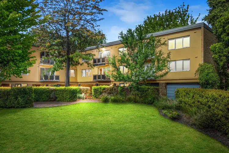 18/9 Barnato Grove, Armadale VIC 3143