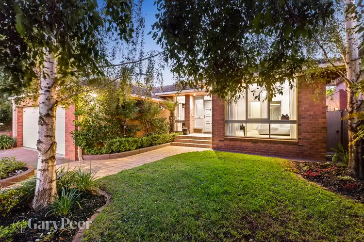 34 Testar Grove, Caulfield North VIC 3161
