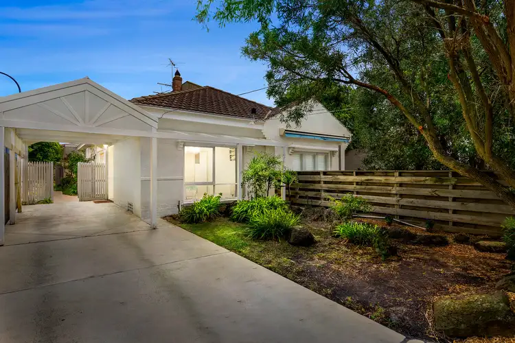52A Burrindi Road, Caulfield South VIC 3162