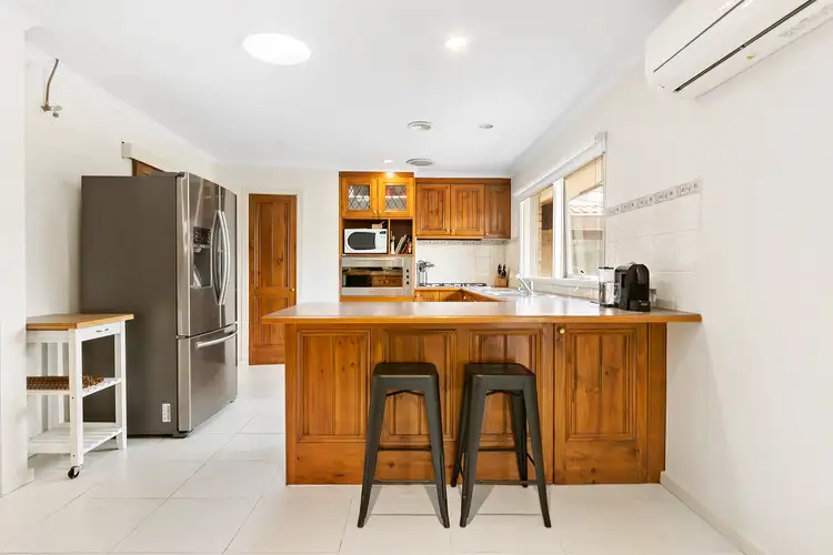 Fourth view of Homely house listing, 10 Arundel Court, Mount Eliza VIC 3930