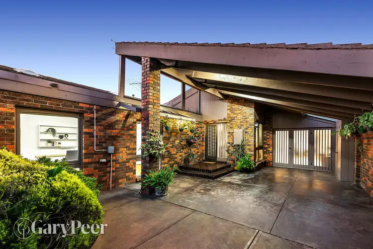 45 Almond Street, Caulfield South VIC 3162