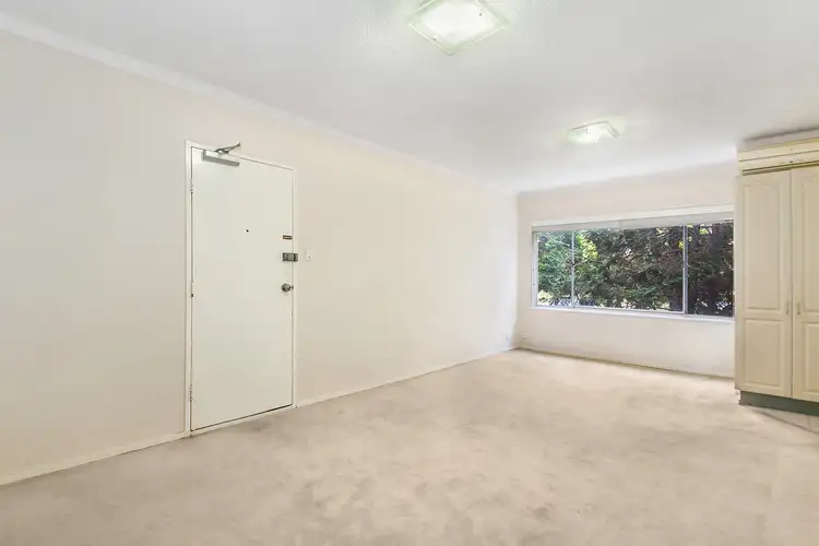 Third view of Homely apartment listing, 2/7 Clarence Avenue, Dee Why NSW 2099