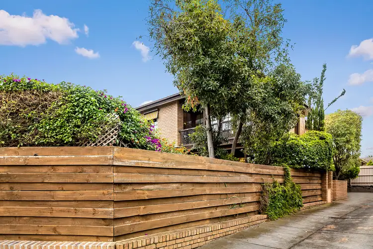 2/20-22 Linacre Road, Hampton VIC 3188