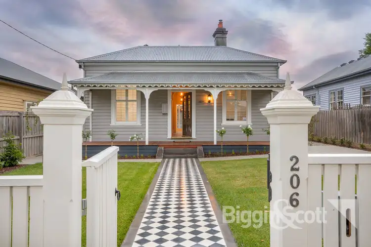 206 Brougham Street, Soldiers Hill VIC 3350