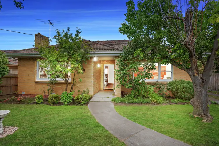 8 Rowena Road, Malvern East VIC 3145