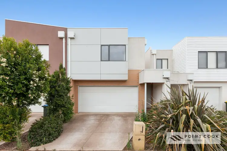 7 Chapel Street, Point Cook VIC 3030