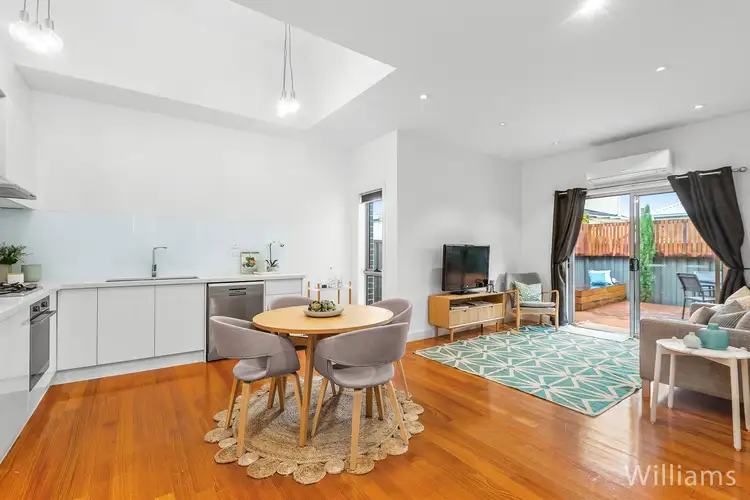 4/6 Cleghorn Avenue, Altona North VIC 3025