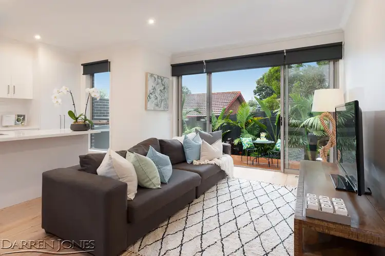 Third view of Homely unit listing, 3/16 Railway Road, Briar Hill VIC 3088