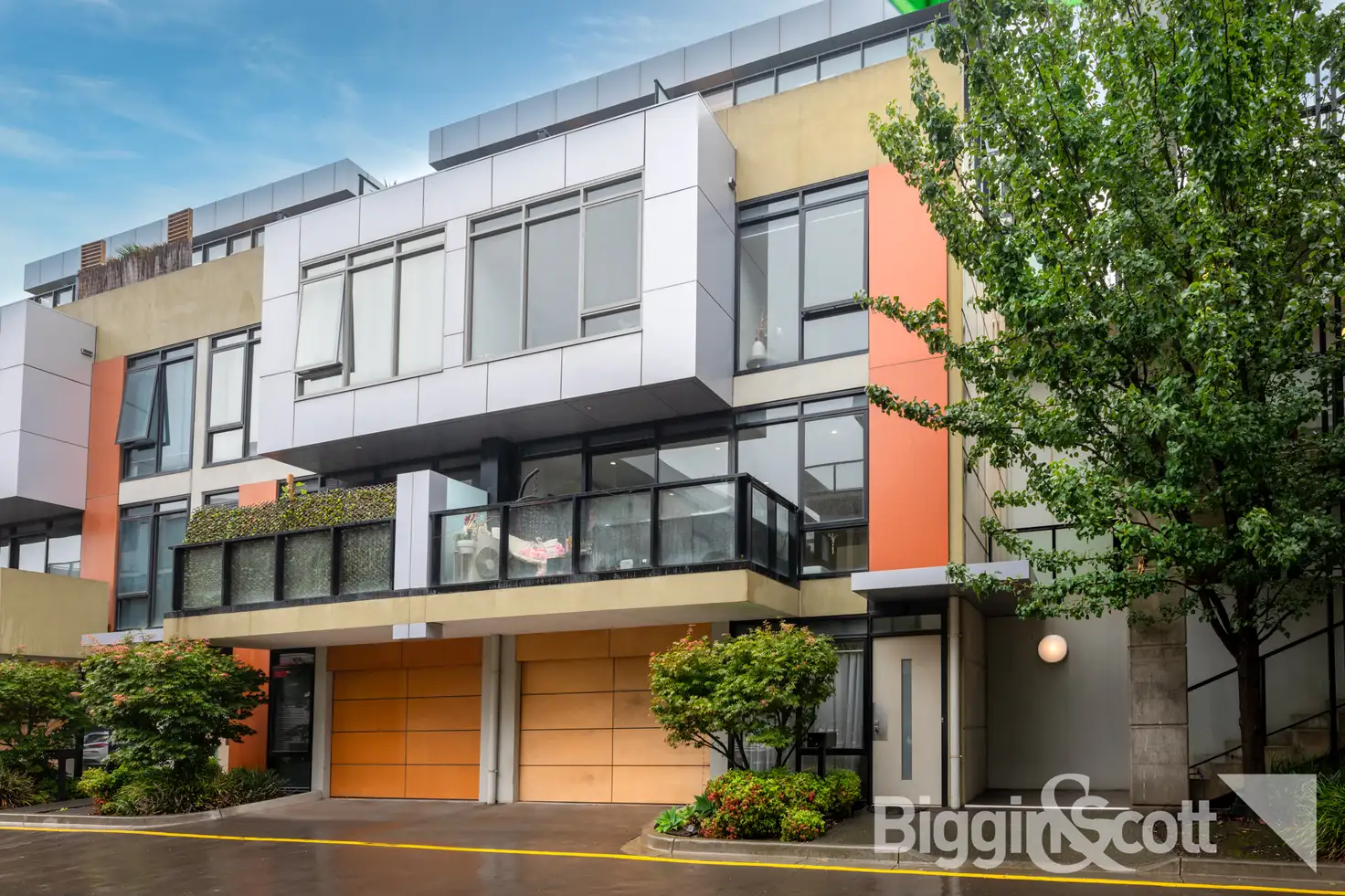 Main view of Homely townhouse listing, 18 La Scala Avenue, Maribyrnong VIC 3032