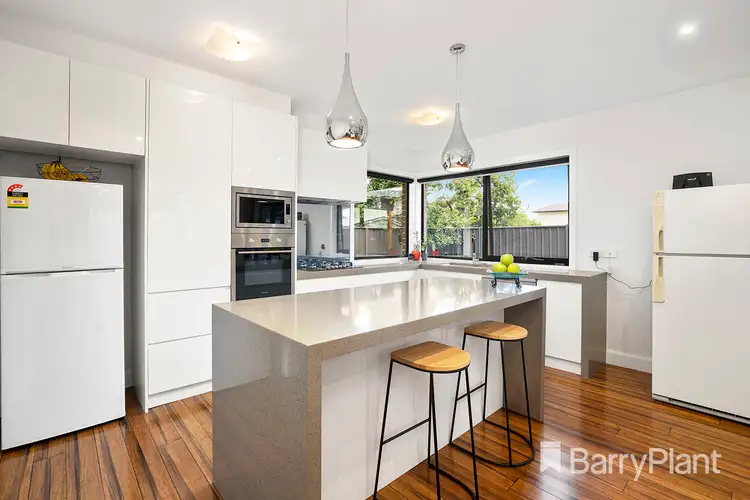 2/40 Thompson Street, Clayton VIC 3168