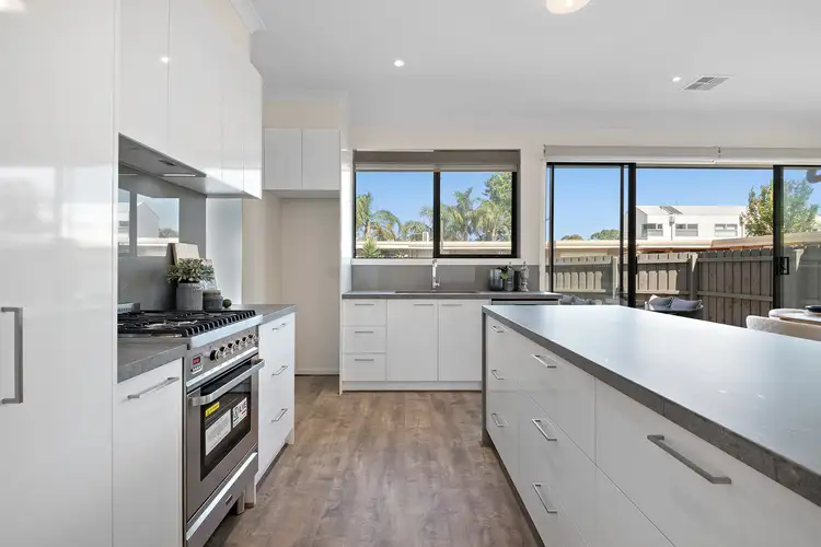 Third view of Homely townhouse listing, 2/110 Lower Dandenong Road, Parkdale VIC 3195